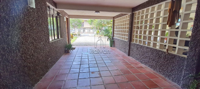 Casa à venda Vila Nova com 460m² e 4 quartos por R$ 1.500.000 - 1300421621-i1873l1j-1091664137e7d5ede4.jpg
