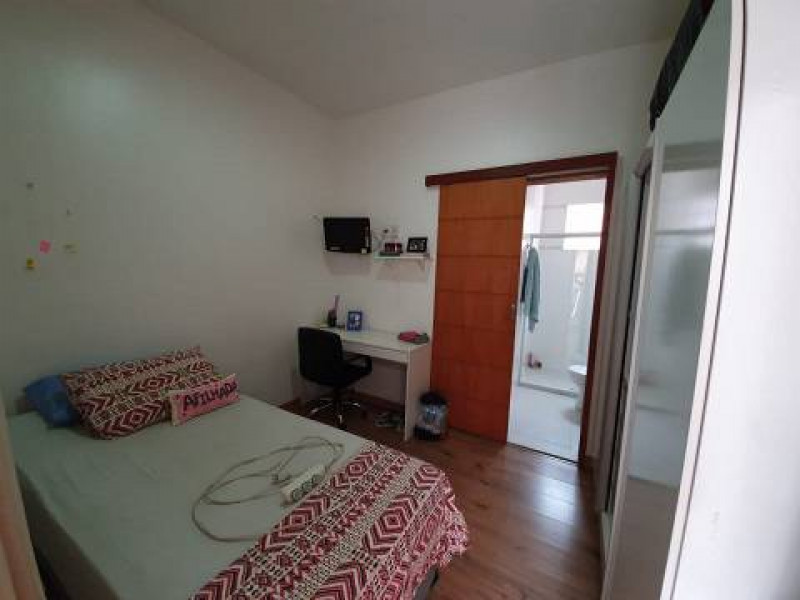 Casa à venda Laranjeiras com 200m² e 5 quartos por R$ 1.190.000 - 1158472659-suite-2andar2.jpg