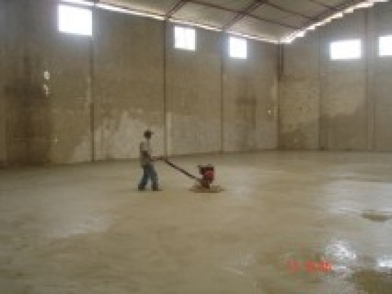 Comercial à venda Jardim Britânia com 1556m² e 1 quarto por R$ 4.500.000 - 28026578-att00009-galpao-fundo-05.jpg