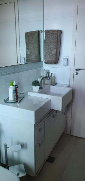 Apartamento à venda Praia da Costa com 130m² e 2 quartos por R$ 1.200.000 - 554492145-6b88ea3f-dc71-4d29-a9d8-2b9ac90193a4.jpeg