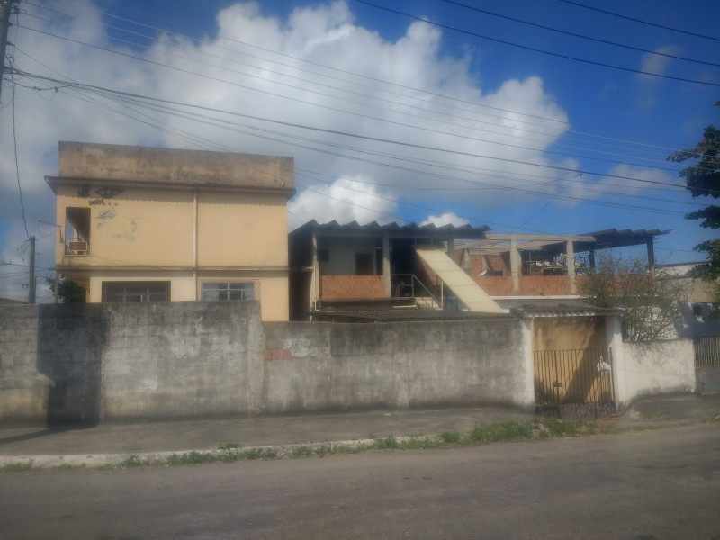 Casa à venda Monte Serrat com 748m² e 2 quartos por R$ 800.000 - 457365524-img-20180507-124116704.jpg