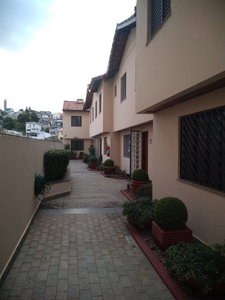 Casa de condomínio à venda Alto da Lapa com 160m² e 3 quartos por R$ 945.000 - 1394071741-vista-externa.jpeg