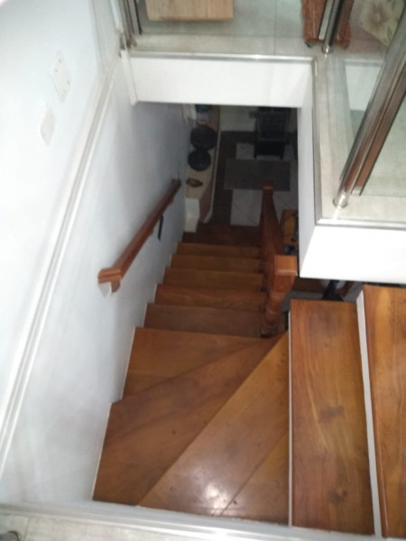 Casa de condomínio à venda Alto da Lapa com 160m² e 3 quartos por R$ 945.000 - 1813652719-escada-sala-loft.jpeg