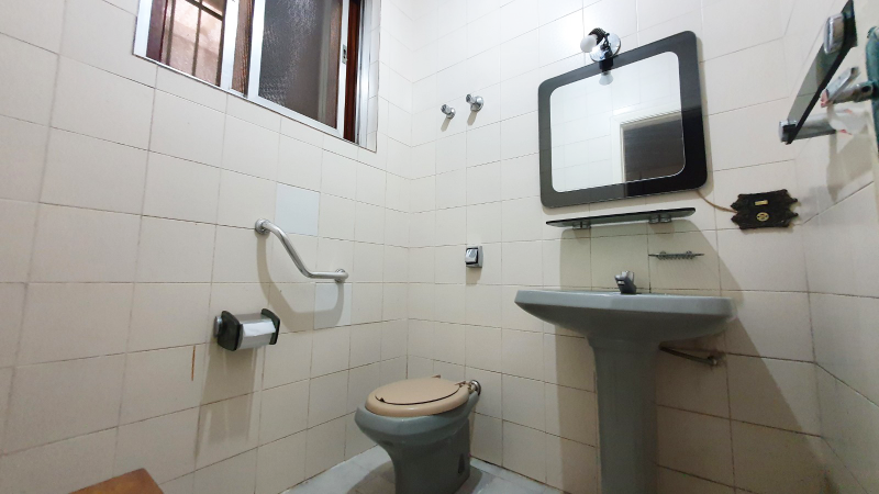 Casa à venda Centro com 328m² e 5 quartos por R$ 1.800.000 - 1272600626-011-lavabo1.png