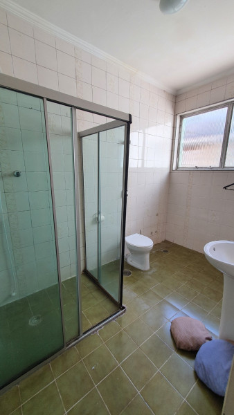 Casa à venda Centro com 328m² e 5 quartos por R$ 1.800.000 - 443470336-20220902-124119-banheiro1.jpg