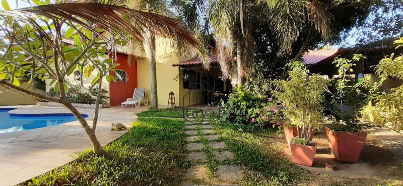 Casa à venda Itaúna com 325m² e 3 quartos por R$ 1.100 - 1861585012-foto-saqua-pm-entrada-2-02.jpg