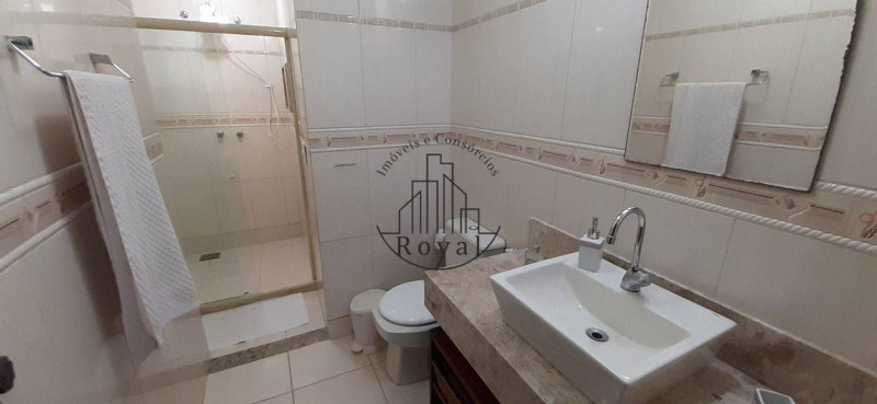 Casa à venda Itaúna com 325m² e 3 quartos por R$ 1.100 - 1870057485-foto-saqua-pm-banheiro-social-01.jpg