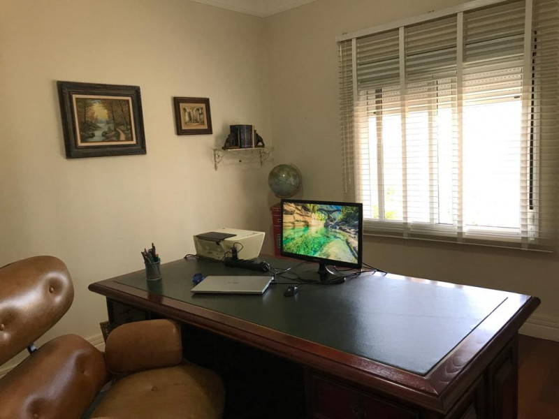 Casa à venda Jardim Europa com 370m² e 4 quartos por R$ 1.480.000 - 1735424134-escritorio.jpeg