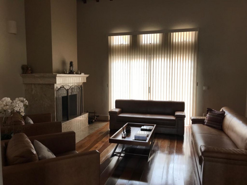Casa à venda Jardim Europa com 370m² e 4 quartos por R$ 1.480.000 - 2025837528-salaje.jpeg