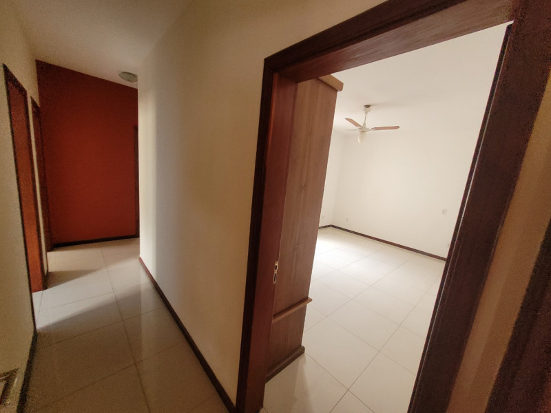 Casa à venda Portal das Colinas com 360m² e 3 quartos por R$ 820.000 - 910006324-quarto.jpg