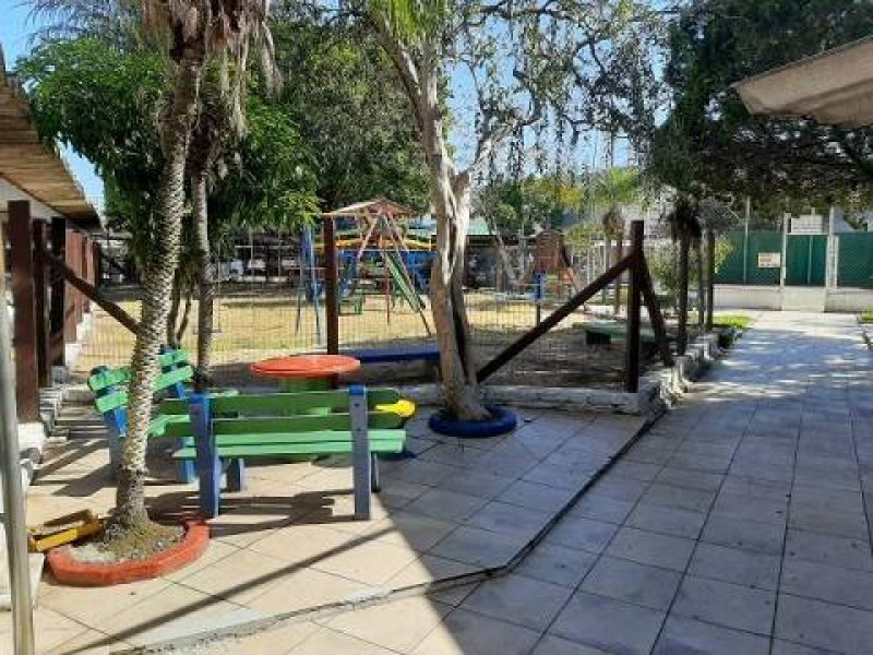 Apartamento à venda Sarandi com 69m² e 2 quartos por R$ 258.000 - 263155056-pracinha-completa-para-criancas-e-fechada.jpg