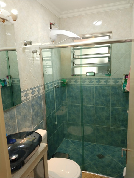 Apartamento à venda Sarandi com 69m² e 2 quartos por R$ 258.000 - 756516307-banheiro-01.jpg