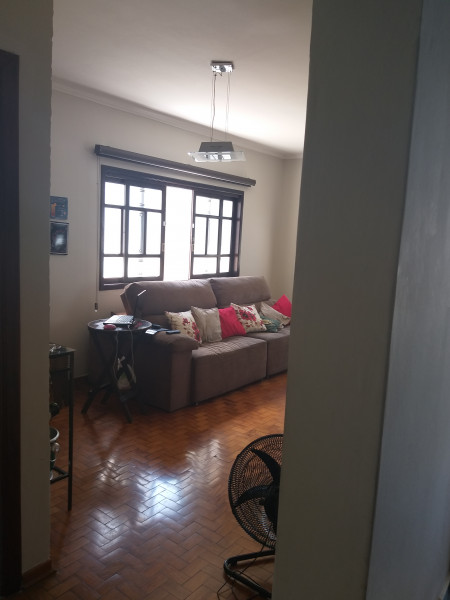 Casa à venda Jardim do Cruzeiro com 360m² e 3 quartos por R$ 750.000 - 561523665-visao-da-sala-de-estar.jpg