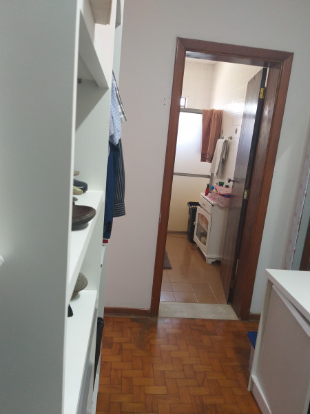 Casa à venda Jardim do Cruzeiro com 360m² e 3 quartos por R$ 750.000 - 973644142-suite-vista-para-banheiro.jpg