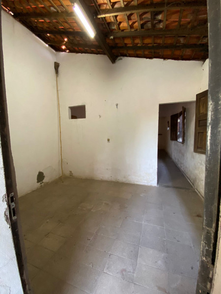 Casa à venda Lourival Parente com 300m² e 3 quartos por R$ 120.000 - 1695596487-whatsapp-image-2022-10-06-at-13.jpeg