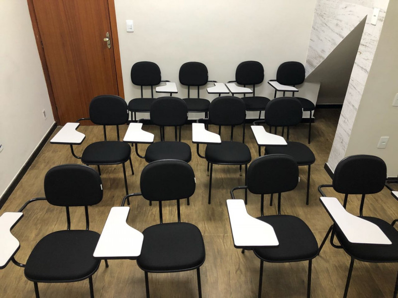 Comercial à venda Santa Amélia com 360m² e 1 quarto por R$ 1.990.000 - 688039896-sala-2-capacidade-para-20-pessoas-1.jpg