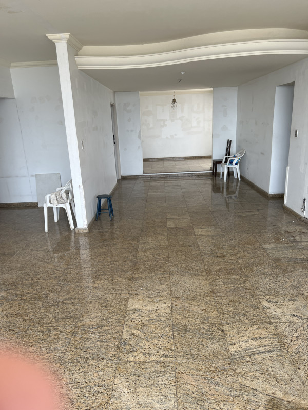 Apartamento à venda Farol com 500m² e 5 quartos por R$ 1.200.000 - 212242947-6f13a342-d6f5-47ba-b5da-0dd1f0585a18.jpeg