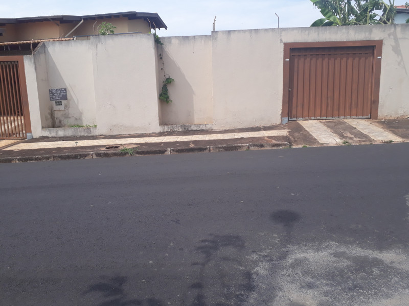 Terreno à venda Jardim Schmitt com 455m² e 1 quarto por R$ 190.000 - 1688238682-20220926-140615.jpg