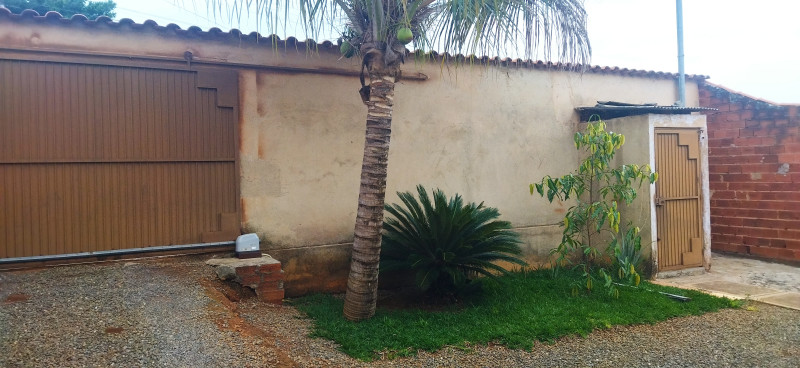 Casa à venda Setor Sul III Etapa com 300m² e 2 quartos por R$ 175.000 - 1095952122-1665251141602.jpg