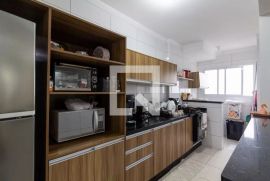 Apartamento à venda Guilhermina com 81m² - 2 dormitórios -  vagas - R$ 510.000 - 349645307-cozinha-3.jpg