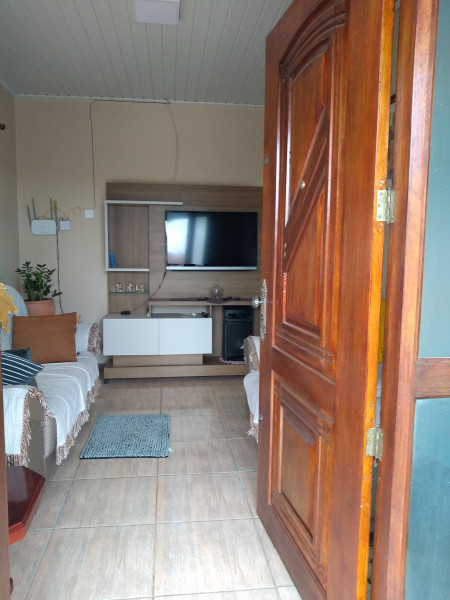 Casa à venda Lami com 100m² e 2 quartos por R$ 187.000 - 396041361-img-20211004-163928758.jpg