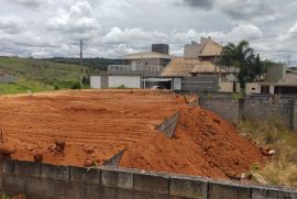 Terreno à venda Nova Itatiba com 563m² - 1 dormitório -  vagas - R$ 450.000 - 1913691130-lado-1.jpg
