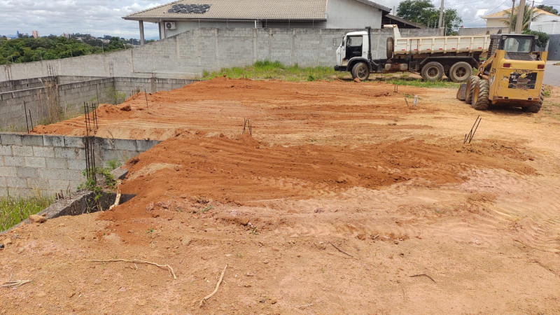 Terreno à venda Nova Itatiba com 563m² e 1 quarto por R$ 450.000 - 2088519173-lado-2.jpg