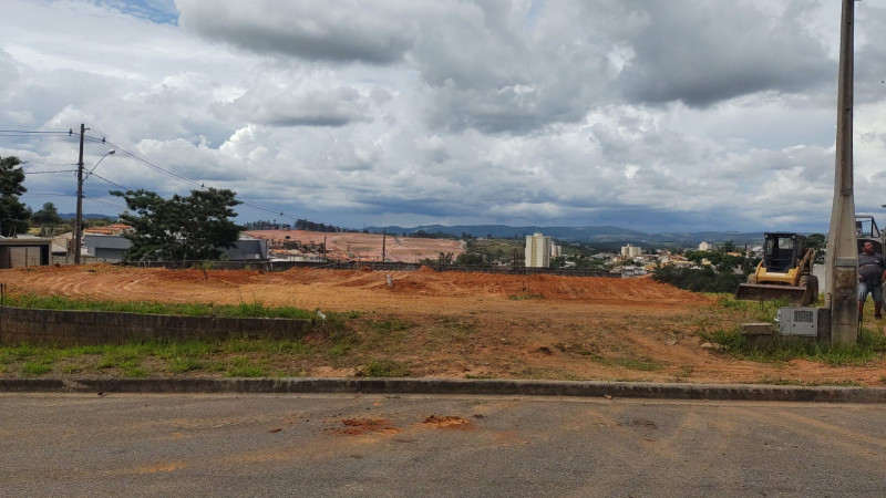 Terreno à venda Nova Itatiba com 563m² e 1 quarto por R$ 450.000 - 390143350-frente.jpg