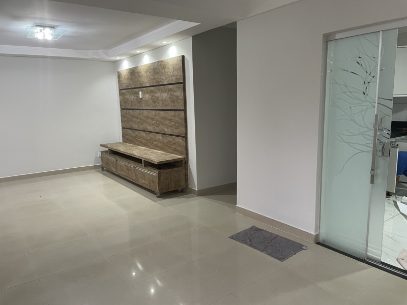 Casa à venda Setor Faicalville com 360m² e 4 quartos por R$ 780.000 - 1cf313c1-ec0c-4816-9826-ec923cfe9bda.jpeg