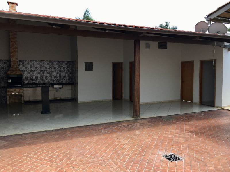 Casa à venda Setor Faicalville com 360m² e 4 quartos por R$ 780.000 - 41599837-whatsapp-image-2022-10-09-at-18.jpeg