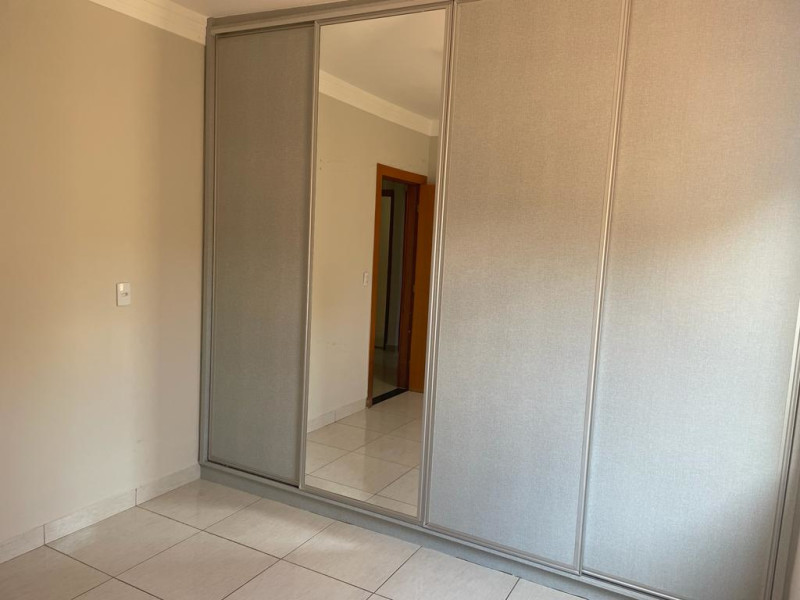 Casa à venda Setor Faicalville com 360m² e 4 quartos por R$ 780.000 - whatsapp-image-2023-04-05-at-142744-1.jpeg