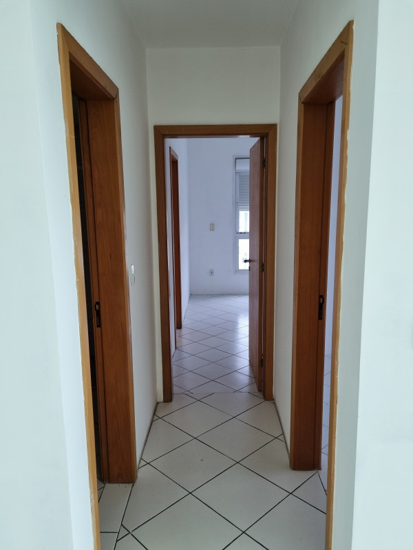 Apartamento à venda Santa Fe com 68m² e 2 quartos por R$ 300.000 - 2086255789-corredor.jpg