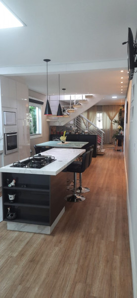 Casa à venda Vila Galvão com 170m² e 3 quartos por R$ 950.000 - 984591476-img-20220618-wa0013.jpg