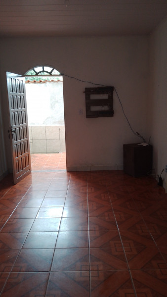 Casa à venda Nova Rosa da Penha I com 180m² e 2 quartos por R$ 80.000 - 2091162007-img-20221003-wa0013.jpeg