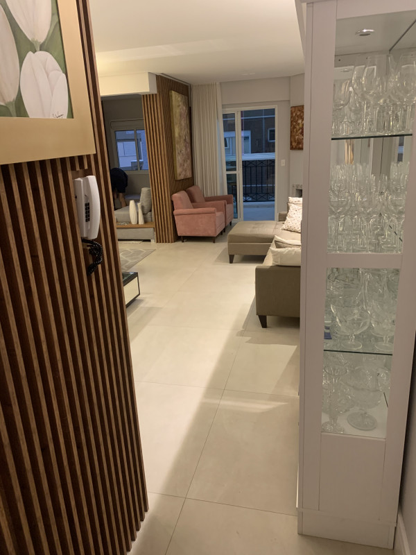 Apartamento à venda Cabral com 94m² e 2 quartos por R$ 890.000 - 852317892-ce69dc0d-bcf8-4a92-9030-1e7d66b990e9.jpeg