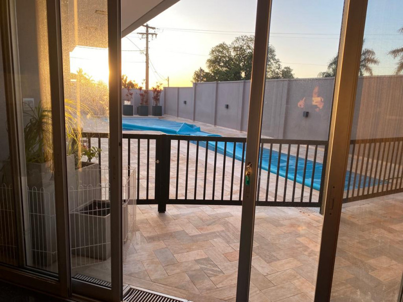 Casa de condomínio à venda Centro com 386m² e 4 quartos por R$ 2.100.000 - 1602630391-64c62078-4cc2-4255-94ed-891131076721.jpeg