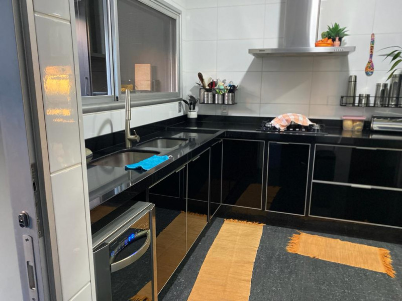 Casa de condomínio à venda Centro com 386m² e 4 quartos por R$ 2.100.000 - 1645305756-a4531058-3c4c-436c-97c7-e57e80c5ddea.jpeg