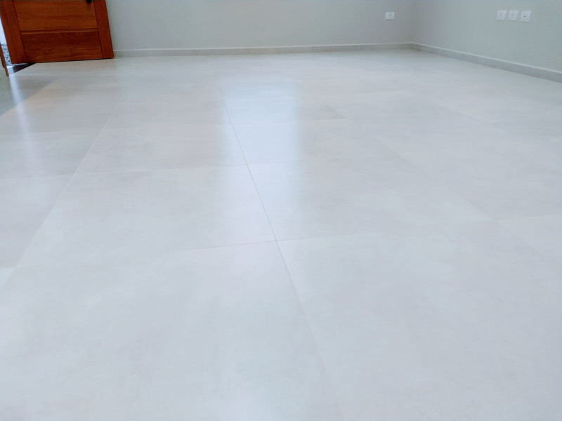 Casa à venda Jardim Oásis com 100m² e 3 quartos por R$ 423.000 - 18f567d1-0254-4af3-a2c2-7bc58ef3b4d6.jpeg