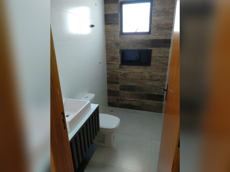 Casa à venda Jardim Oásis com 100m² e 3 quartos por R$ 423.000 - 9aef8e01-3b90-42dd-a701-659b81b23062.jpeg