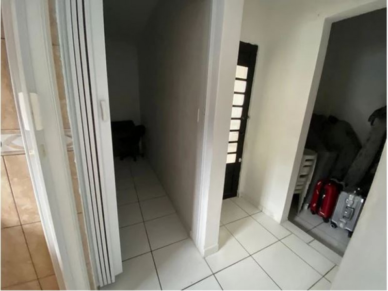 Casa à venda Jardim Itapema com 420m² e 5 quartos por R$ 580.000 - 923813796-zx.JPG