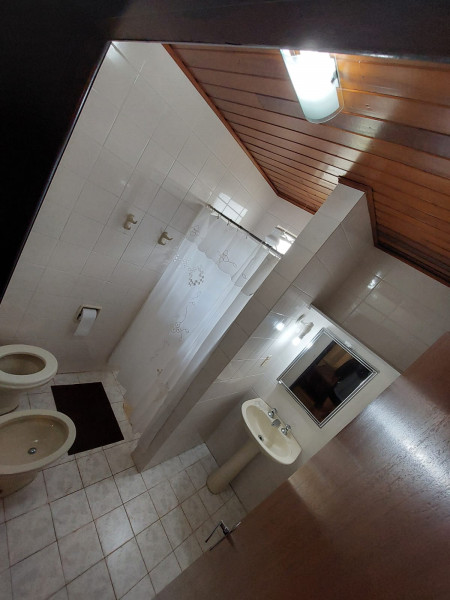 Casa de condomínio para alugar Canasvieiras com 180m² e 2 quartos por R$ 500 - 1850890861-1522d721-4b5d-475c-8776-e8c4e09fa3ec.jpg