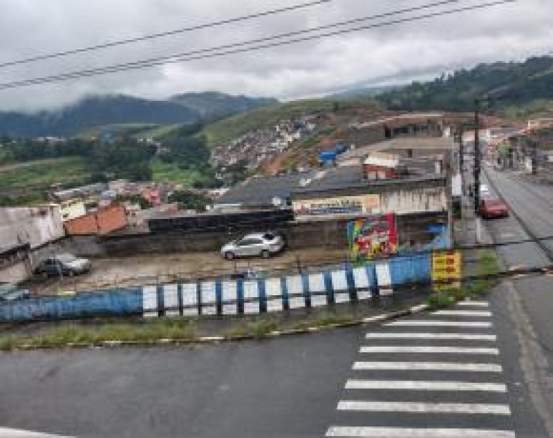 Terreno à venda Vila Rosina com 405m² e 1 quarto por R$ 405.000 - 1721248065-terreno.jpg