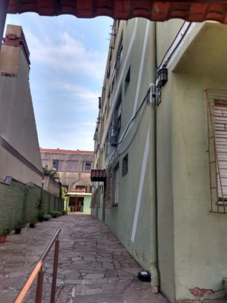 Apartamento à venda Petrópolis com 120m² e 2 quartos por R$ 260.000 - 20929388-img-20221015-wa0023.jpg