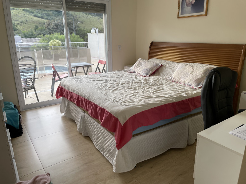 Casa de condomínio à venda Vila Hipica com 800m² e 3 quartos por R$ 1.510.000 - 1519210498-520923cb-e50c-43c2-8823-24b20edec45f.jpeg