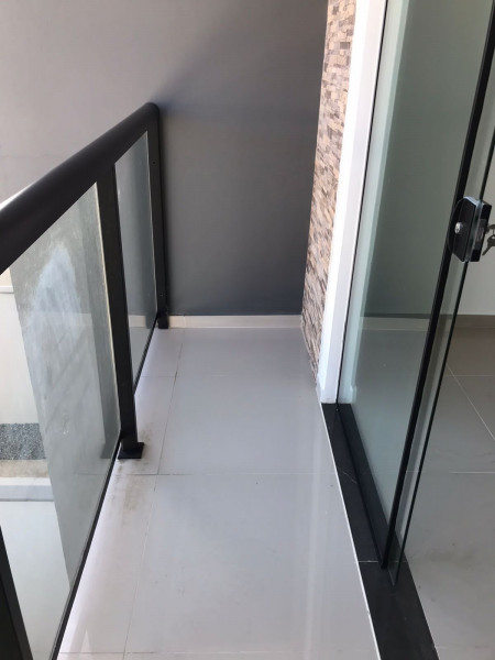 Casa à venda Espinheiros com 67m² e 2 quartos por R$ 300.000 - 1198685757-whatsapp-image-2022-11-21-at-8.jpeg