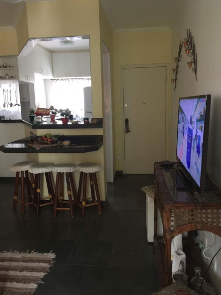 Apartamento à venda Enseada com 71m² e 3 quartos por R$ 650.000 - 1219248922-apto-ubatuba-3-q-sala.jpg