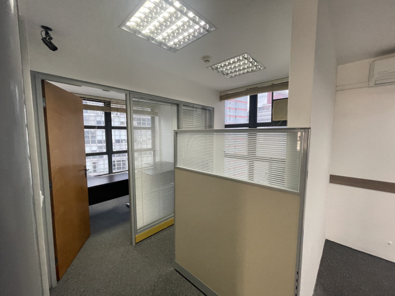 Comercial para alugar Bela Vista com 216m² e 1 quarto por R$ 13.000 - 272875544-img-6208.jpg