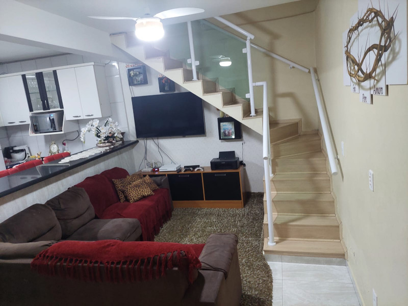 Casa à venda Parque Guaianazes com 90m² e 3 quartos por R$ 150.000 - 1171099523-img-20220729-wa0019.jpg