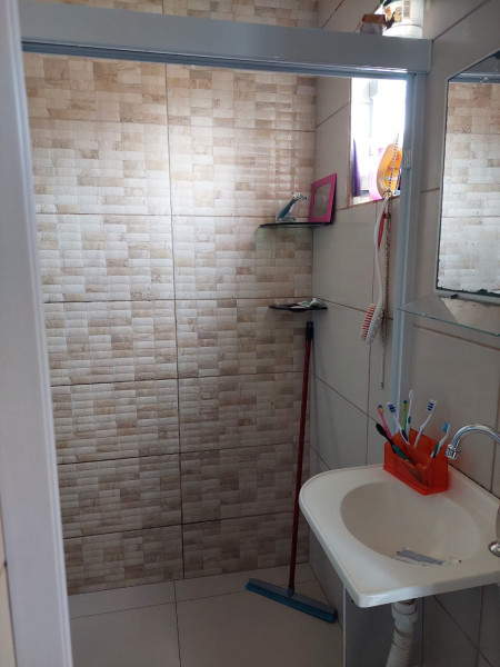 Casa à venda Parque Guaianazes com 90m² e 3 quartos por R$ 150.000 - 155765177-img-20220729-wa0005.jpg