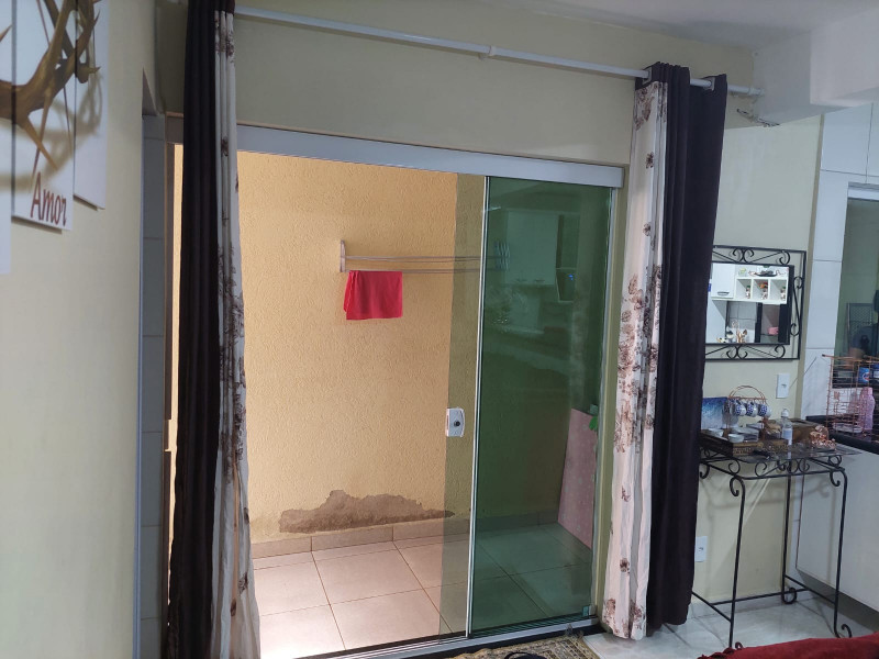 Casa à venda Parque Guaianazes com 90m² e 3 quartos por R$ 150.000 - 1936746754-img-20220729-wa0021.jpg